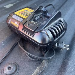 Brand New DeWALT 6amp Charger