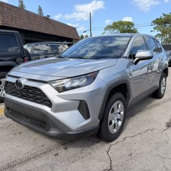 2021 TOYOTA RAV4 LE