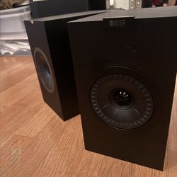 Kef Q150 Bookshelf Speakers 
