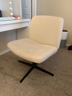 Dumos Chair