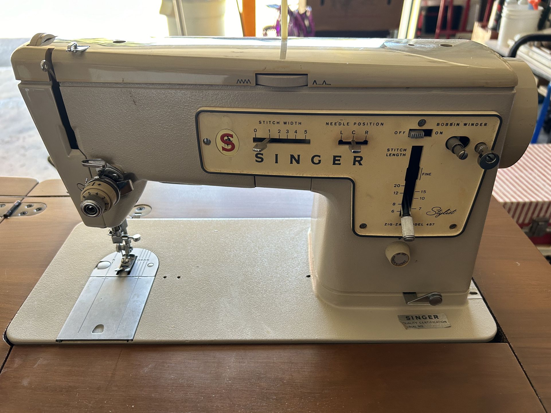 PENDING PICK UP as of 12:42 Pm Singer Sewing 