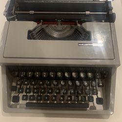 Olivetti Typewriter AS IS