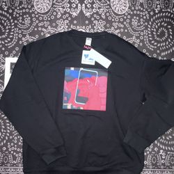 KAWS + WARHOL GRAPHIC SWEATSHIRT SIZE LARGE