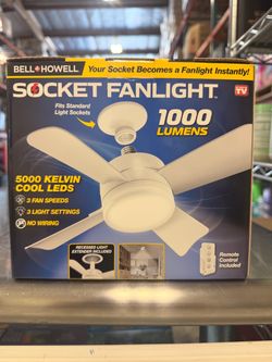 Bell + Howell Socket FanLight Brand New in Box