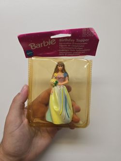 Barbie cake topper