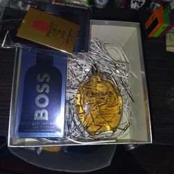 Cologne Gift Box With Samples