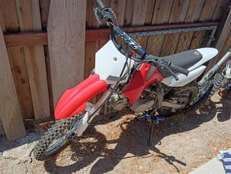 Apollo 125cc dirty bike