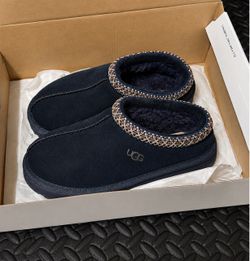UGG Tasman Slippers – Kids Size 12