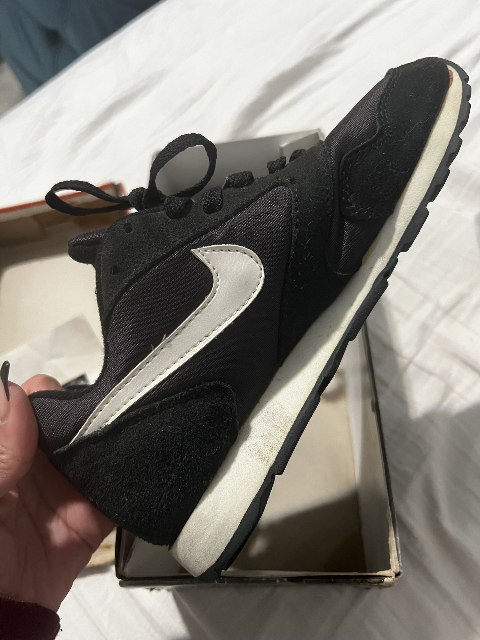 Nike “Decades” / “Heaven’s Gate” Size 5