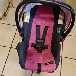 Infant Car Seat 