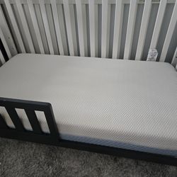 Delta Children Taylor 4-in-1 Convertible Baby Crib W/ Mattress