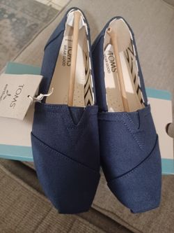 TOM'S FLATS SHOE'S 