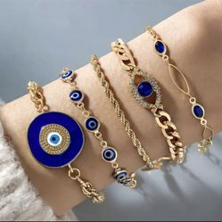 Evil Eye Bracelet – $5