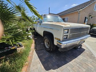 Chevy C10 Truck
