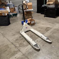 Pallet Jack