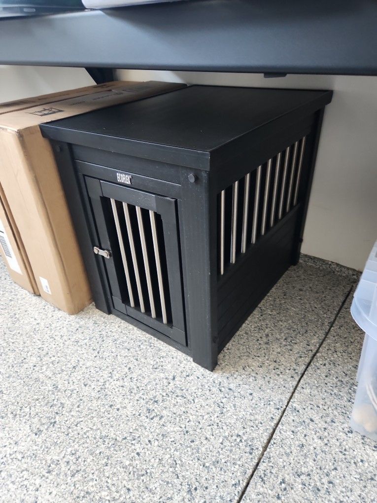 Ecoflex Dog Crate Medium Size