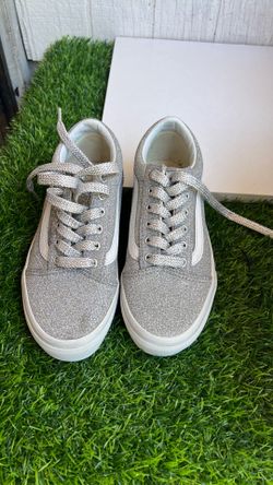 Tennis.  VAN S. Of. Kids.  New