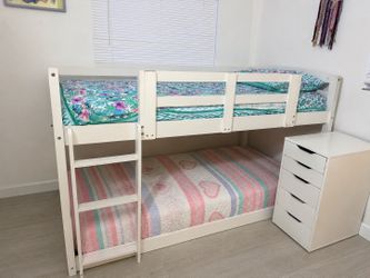 Cama litera sin colchones