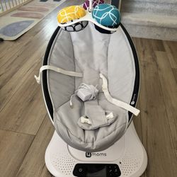 4 Moms mamaRoo Multi Motion Baby Swing 