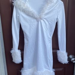 Christmas White Furry Hooded Long Sleeves Dress.