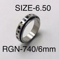 Stainless Steel Heart Carved Spinner Ring Band For Men & Women with: RGN-740/Size-6.50