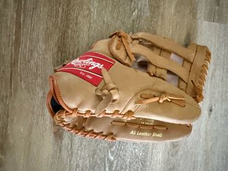Rawlings Preferred Slow Pitch glove.