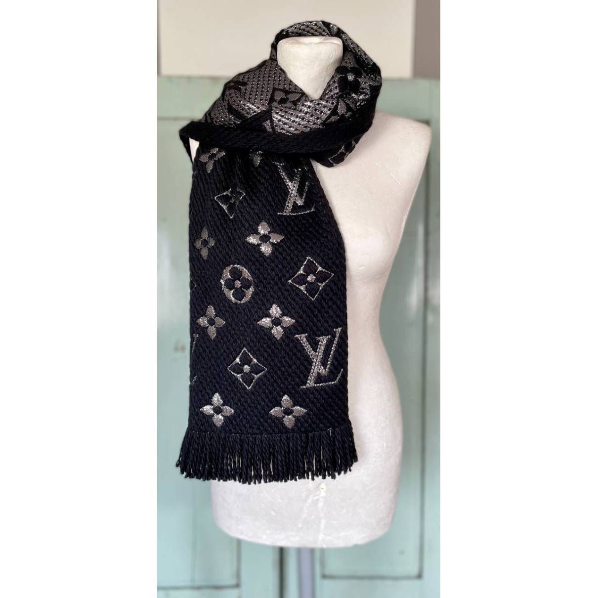 Louis Vuitton logomania shine scarf – Lady Clara's Collection