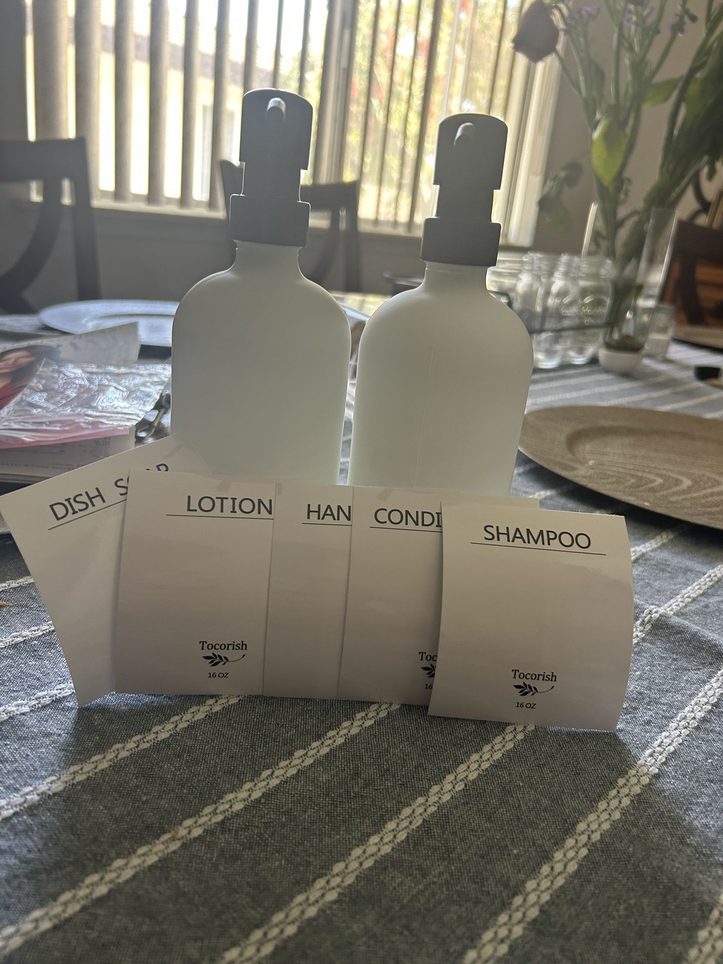 Brand-New Soap Dispensers with Bamboo Tray And Waterproof Stickers
