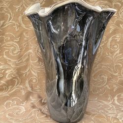 Gorgeous Wave vase