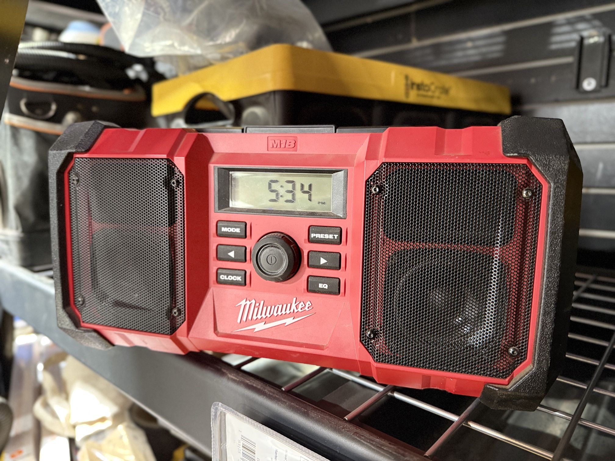 M18 Radio