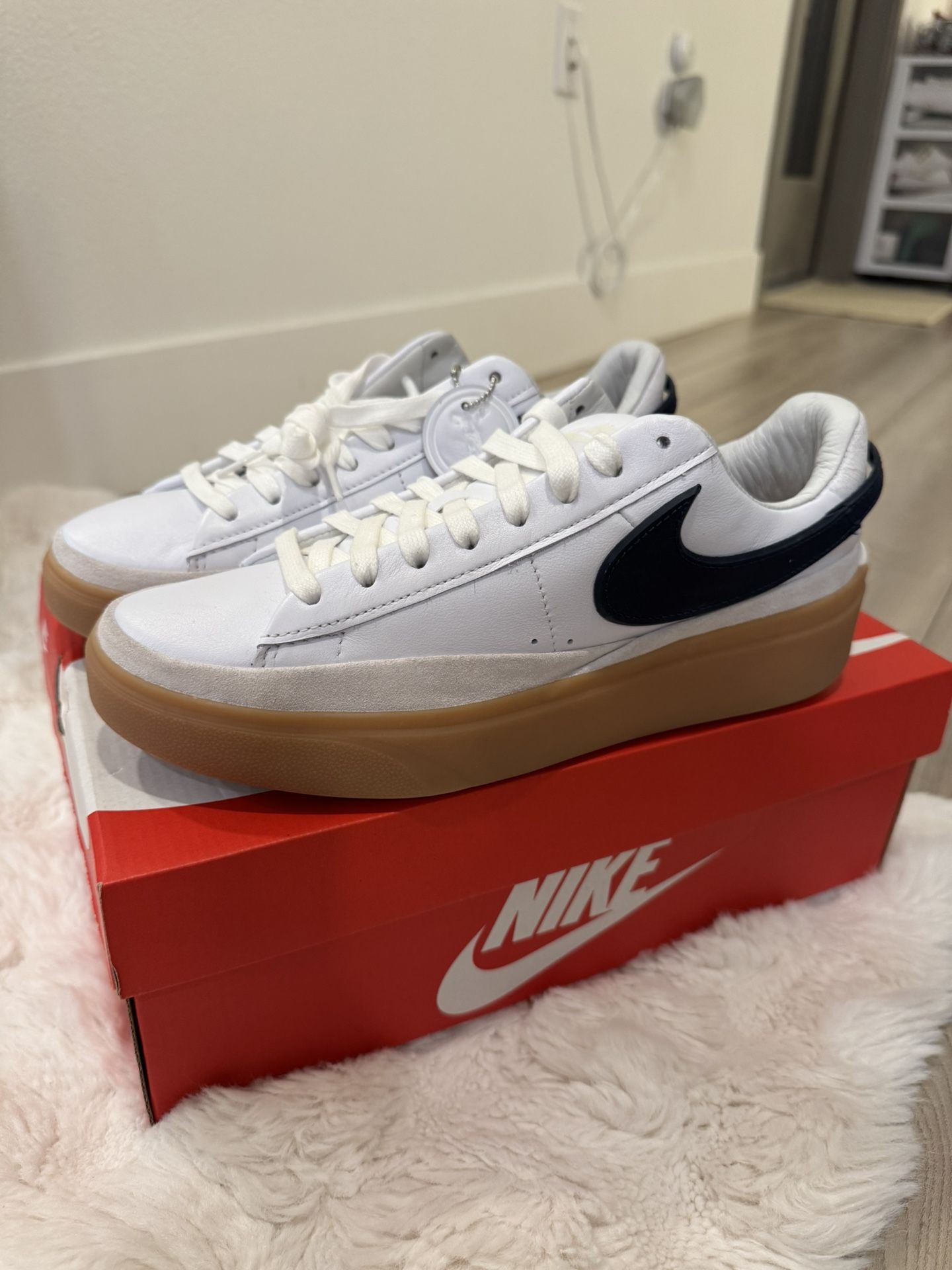 Nike Low Blazer