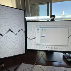 4k 32” LG OLED MONITOR & 2k 27” OLED MONITOR