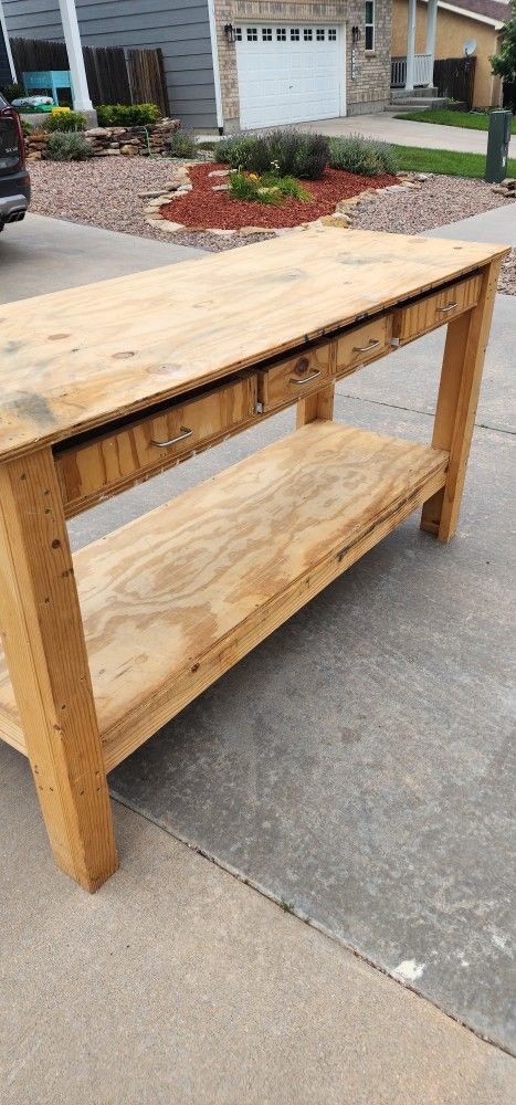 Free Table