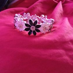 Black And White Sunflower Bracelet