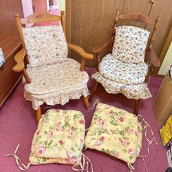 FREE Vintage Bedroom Chairs + New Cushions