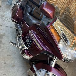 2004 GoldWing