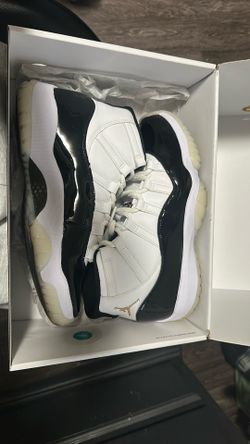 Jordan 11 size 8.5