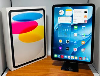 Apple iPad 10th Gen 64GB Fully Functional