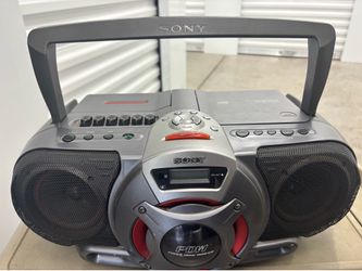 Sony CD/Cassette Boombox