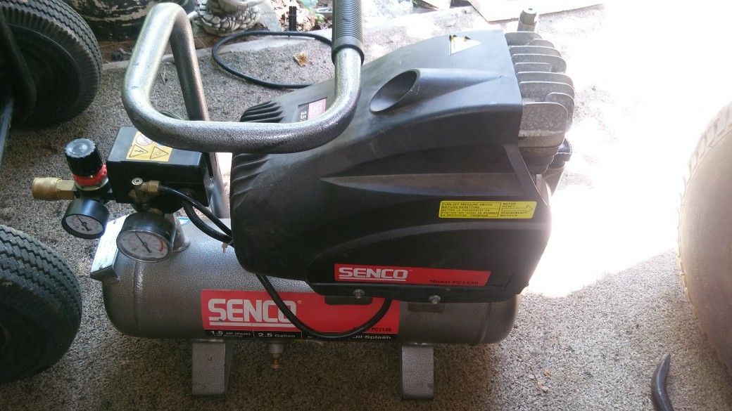 Senco 1.5 hp 2.5 gallon compressor