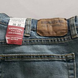 Brand New Mens Jeans Size 38x32