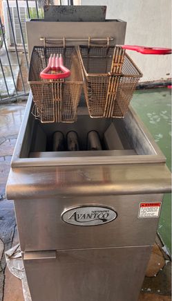 Avantco Commercial Gas Deep Fryer