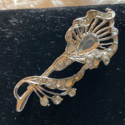 Vintage Silver tone Brooch With Clear Crystals (J Rivers)