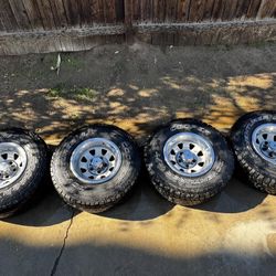 15x8 Chevy Wheels 5x5 Lug (31x10.5x15 Tires)