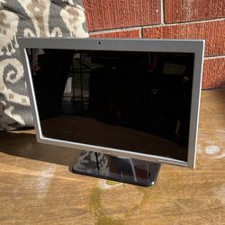 20”LCD DELL MONITOR