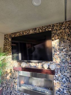 75 inch Samsung Smart TV