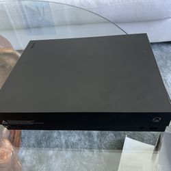 X Box One X 1tb