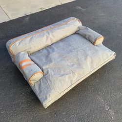 $45 (Brand New) Gray Color 30” Medium Size Dog Sofa Bed with Backrest Fabric Pet Couch Lounge