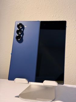 Samsung Galaxy Z Fold6 512GB Unlocked Navy – Open Box Like New