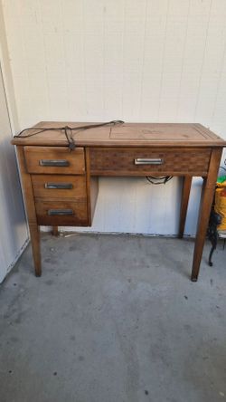 Vintage Singer Sewing Machine Table
